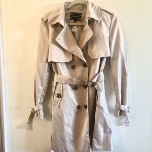 Valuker Trench Rain Coat. Size L.